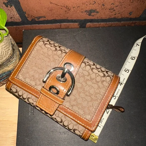 Coach Brown Signature Soho Compact Bifold Wallet - Picture 5 of 13